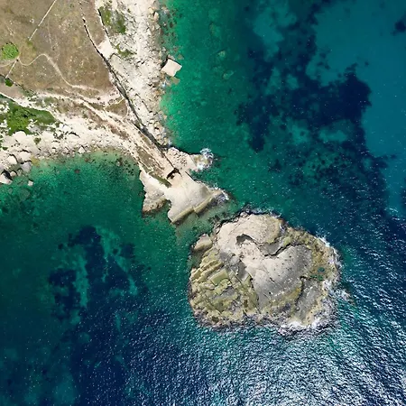 A Due Passi Dal Mare ,cala Paradiso *
