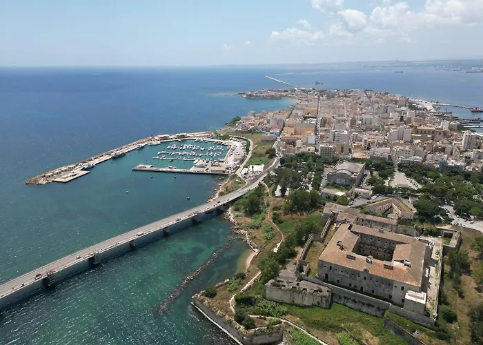 A Due Passi Dal Mare ,cala Paradiso Apartmán Augusta